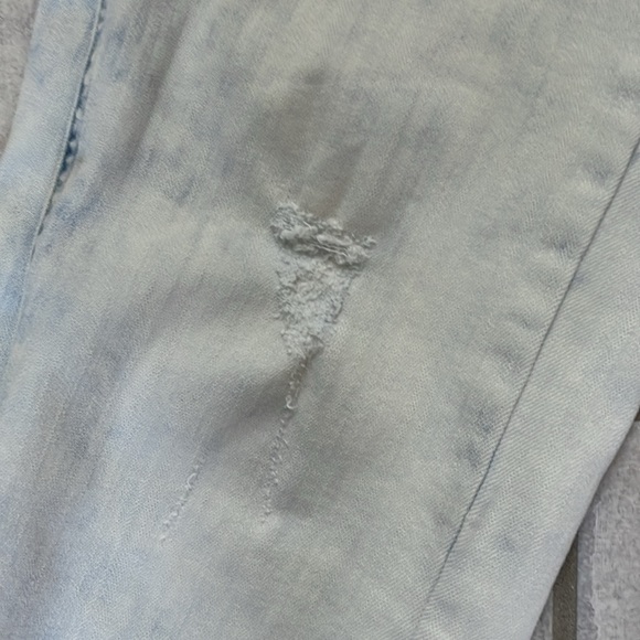 Like New American Eagle outfitters men’s skinny jeans stonewash look 29 x 32 - Picture 2 of 11